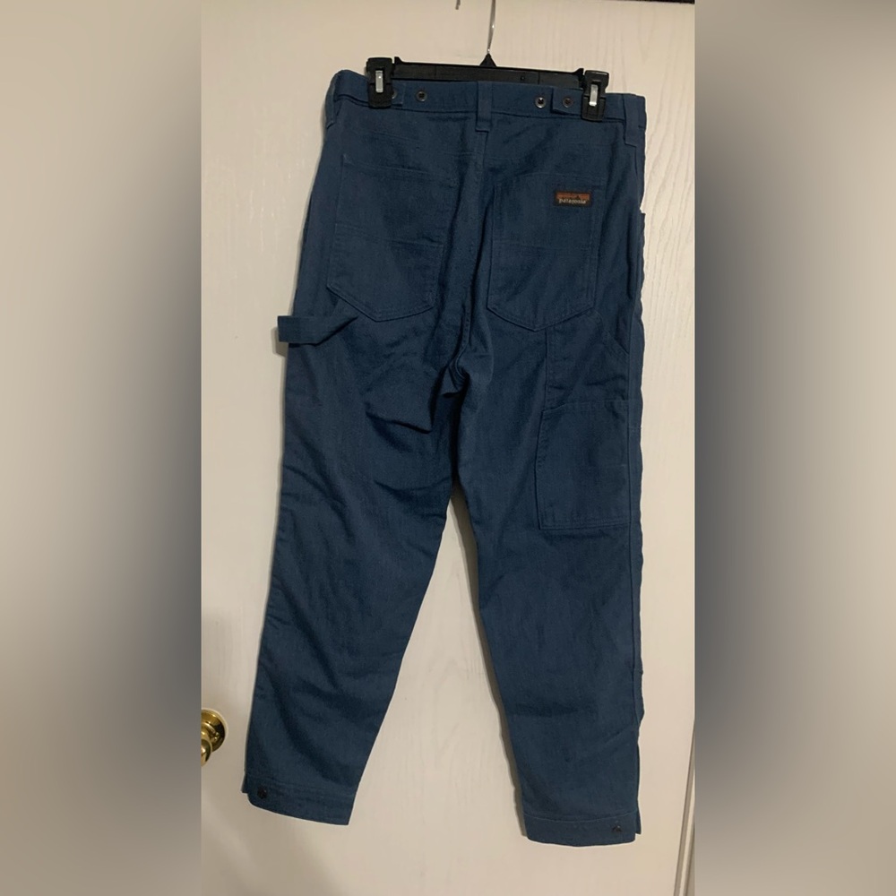 Patagonia Women's Straight Leg Pants in Navy Blue - Picture 4 of 7